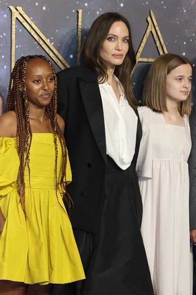 Анджелина Джоли с детьми, Сальма Хайек с дочерью и другие на премьере фильма "Вечные" в Лондоне
