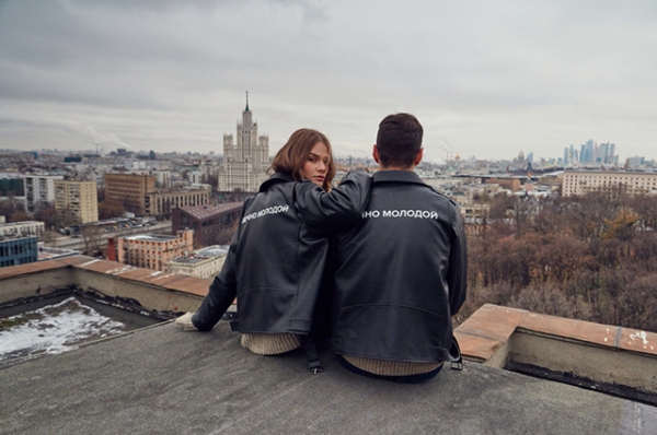 Спортивная кампания с Алесей Кафельниковой и свитер Данилы Багрова из "Брата": смотрим новые лукбуки